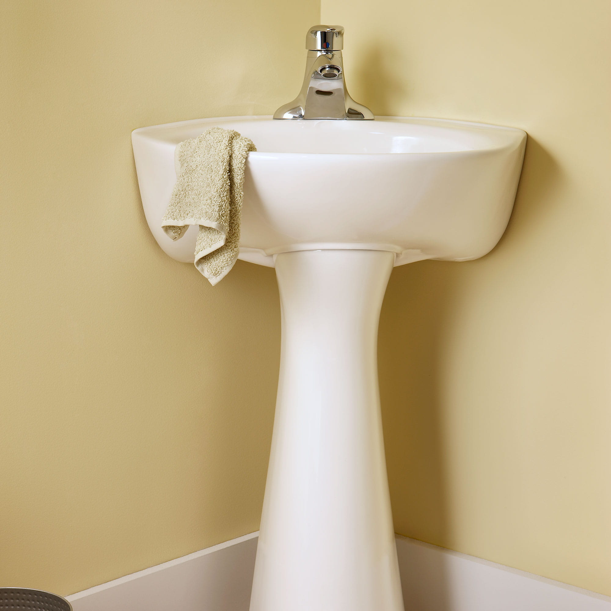 Cornice 4 Inch Centerset Pedestal Sink Top and Leg Combination WHITE